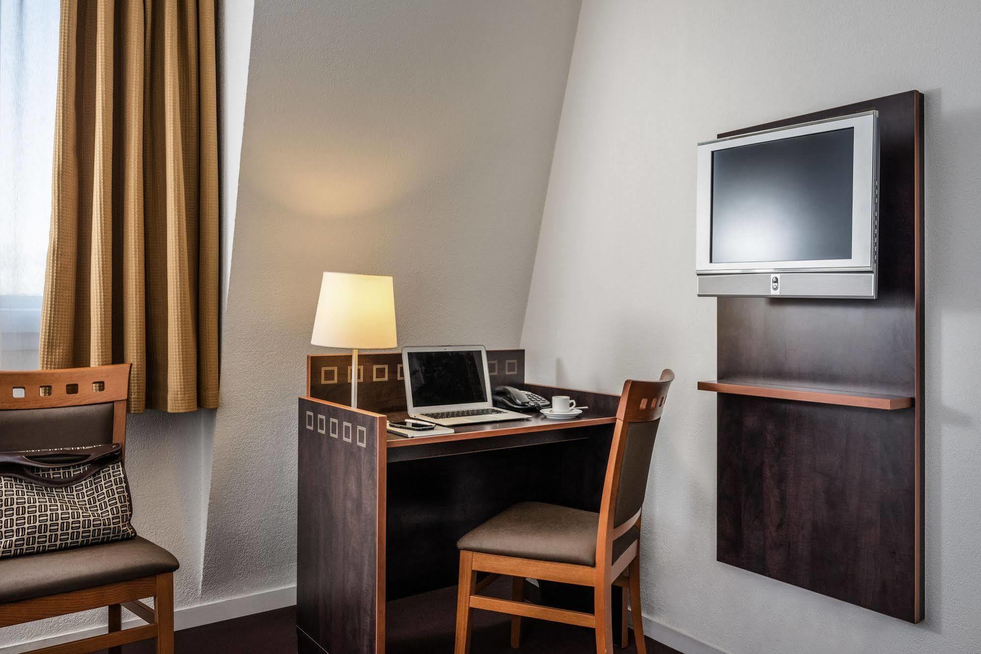 Aparthotel Adagio Access Paris Porte De Charenton Zewnętrze zdjęcie